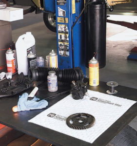 PIG 4-IN-1 Mat Oil Only | MAT484